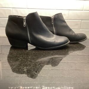 Black Ankle Bootie with Side Zips Size 8.5 M